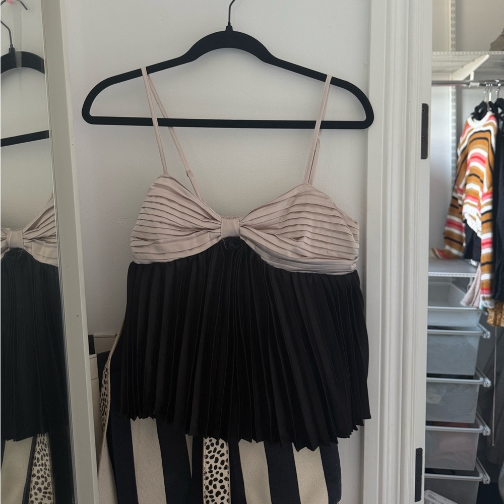 Chic Pleated Two-Tone Spaghetti Strap Top alteidge state top